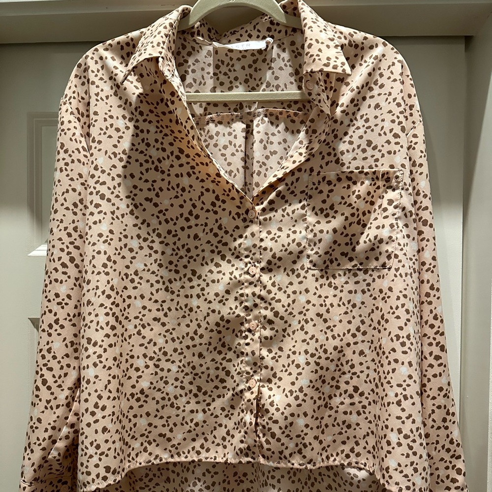 ASTR the Label Button Down Top